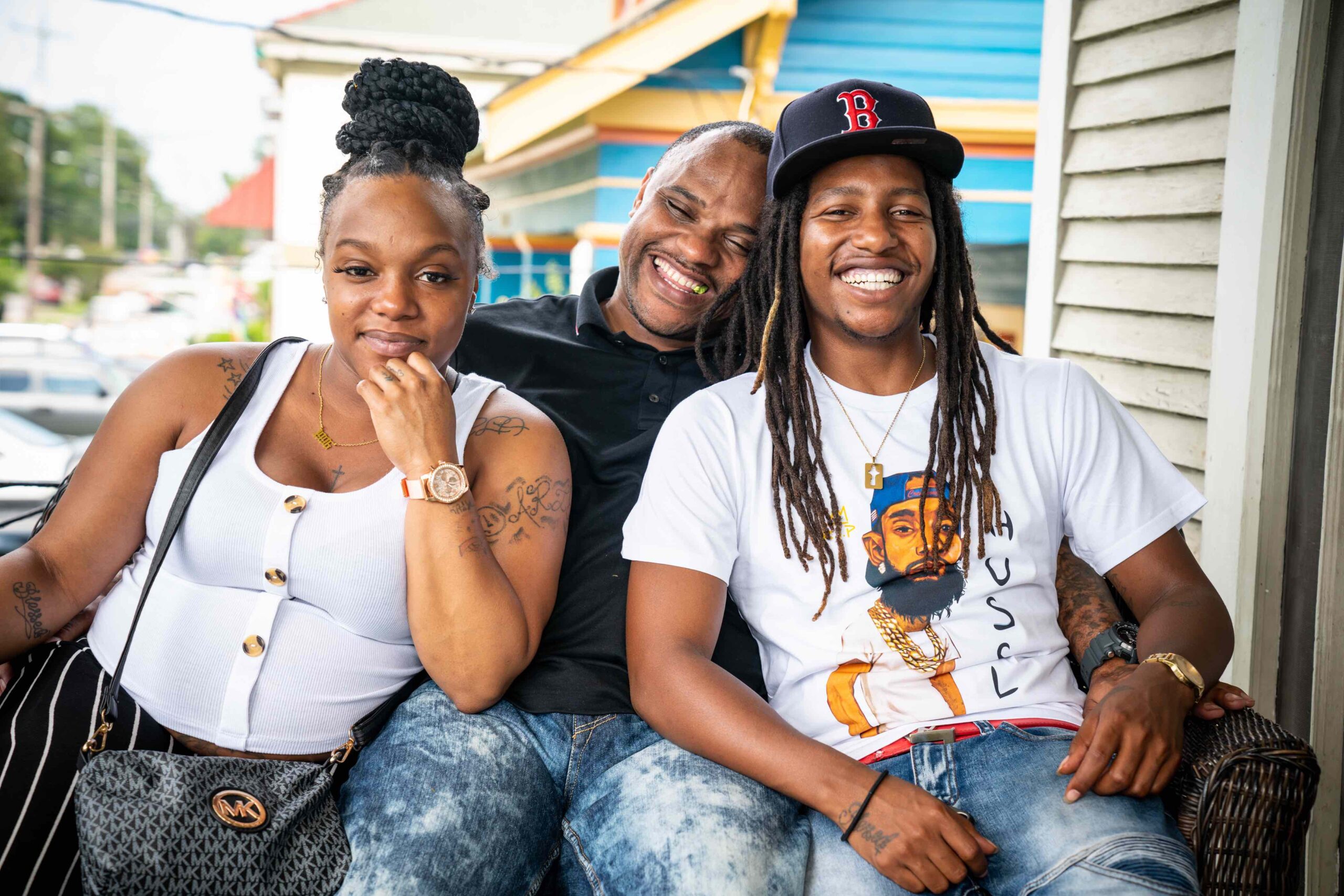 Daranika Guitroz, Darrill Henry, and Darrill Jr. Guitroz. (Image: Claire Bangser/Innocence Project)